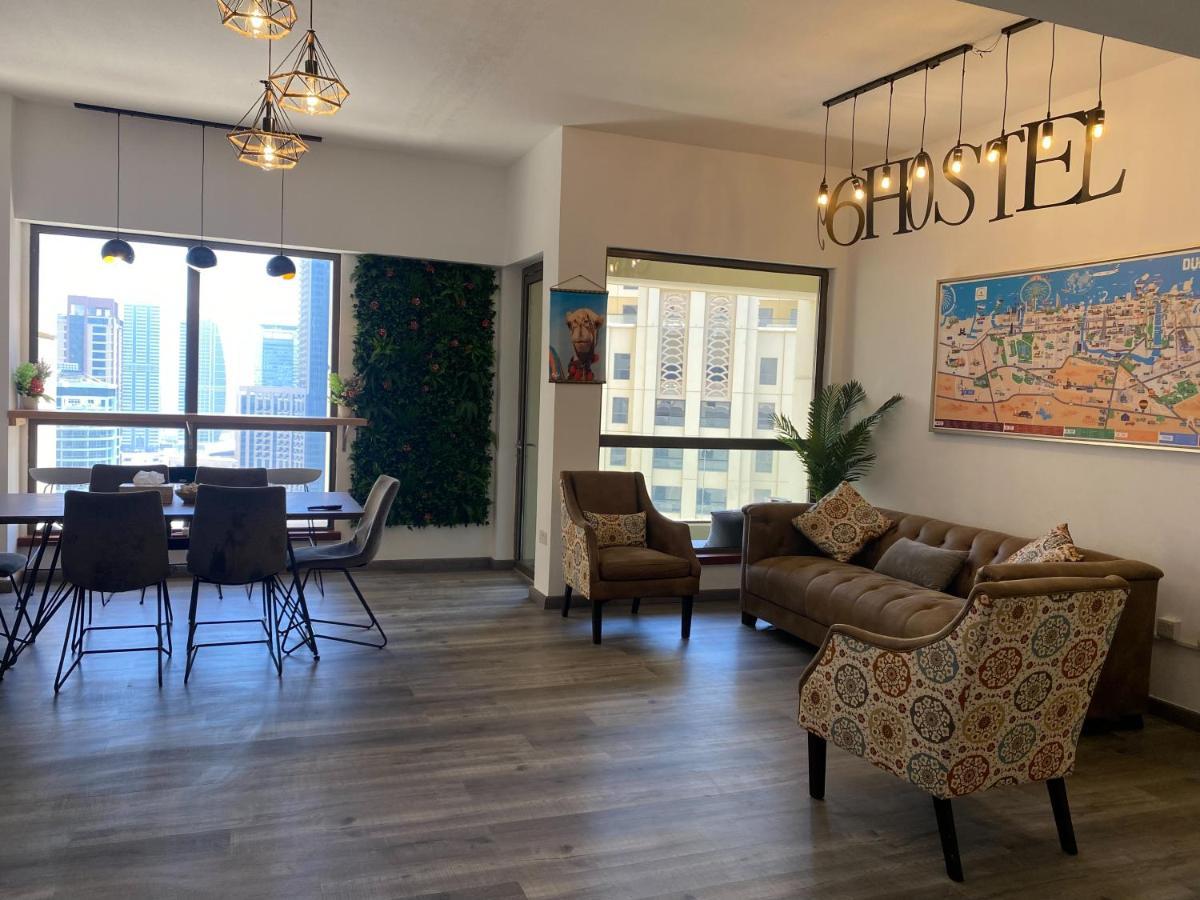 Lunar Hostel 96 Дубай Екстериор снимка
